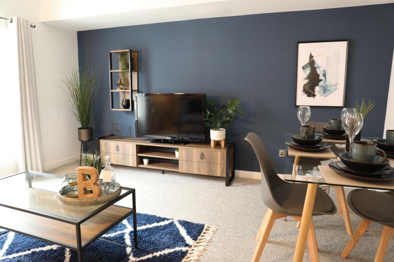 Blueberry View - Wyndale Living - Central Устър Екстериор снимка