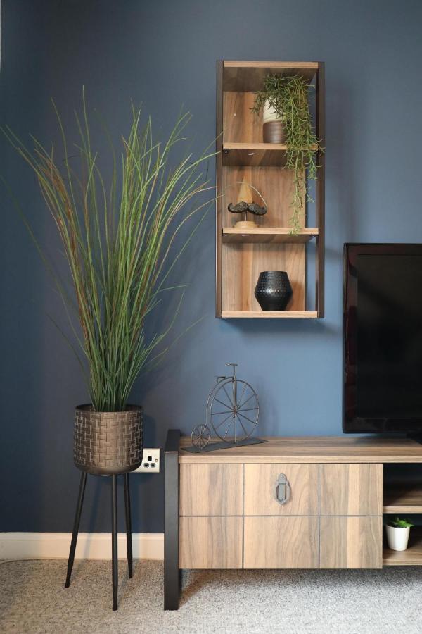 Blueberry View - Wyndale Living - Central Устър Екстериор снимка